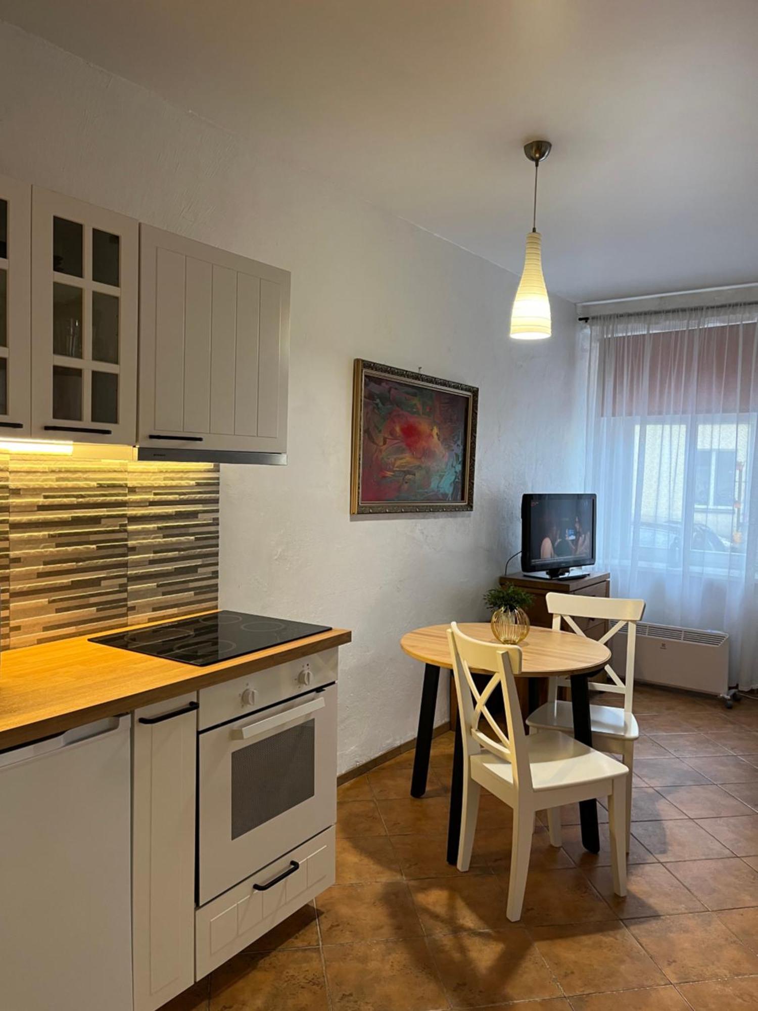 Old Studio Apartment Vilnius Esterno foto